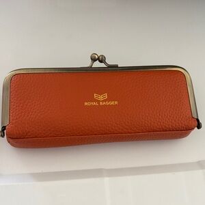 Royal Bagger Kiss-Lock Clutch/Holder